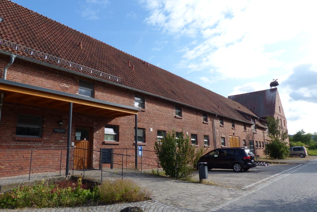 Außenansicht Biohotel Stiftsgut Wilhelmsglücksbrunn