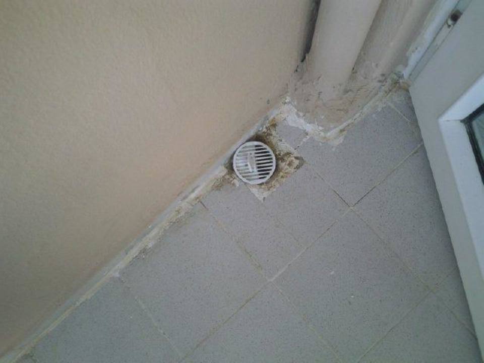 Der Abfluss ist verschimmelt Aska Bayview Resort