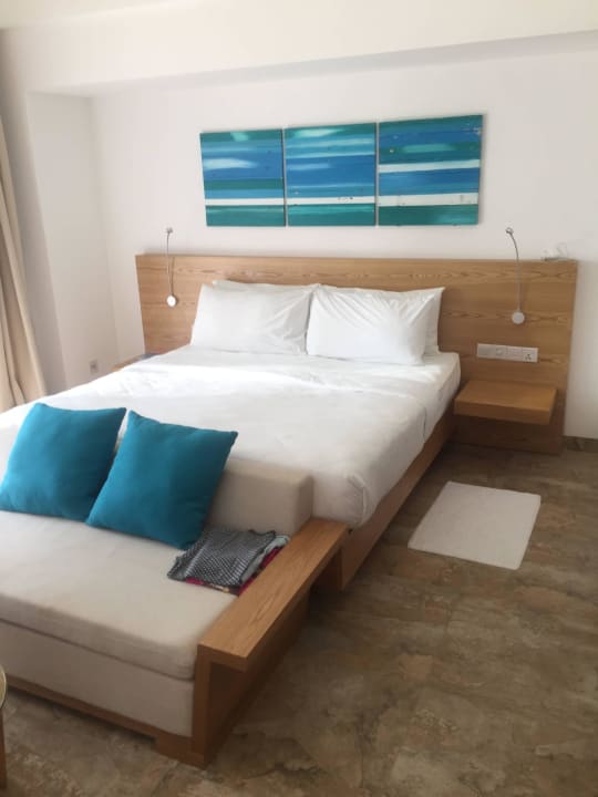 Bett Summer Island Maldives