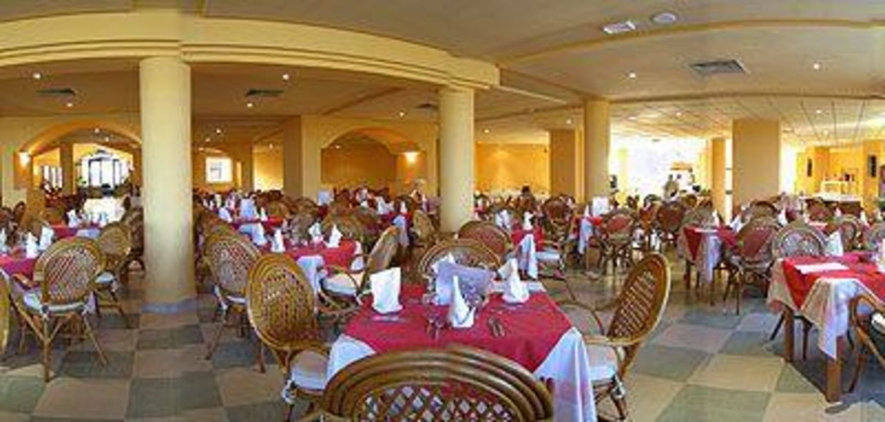 Restaurant  African Queen Hotel African Queen