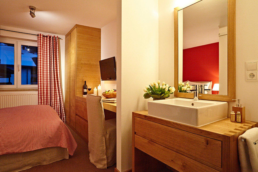 Zimmer SPATZ Ferienwohnungen Schittlerhaus