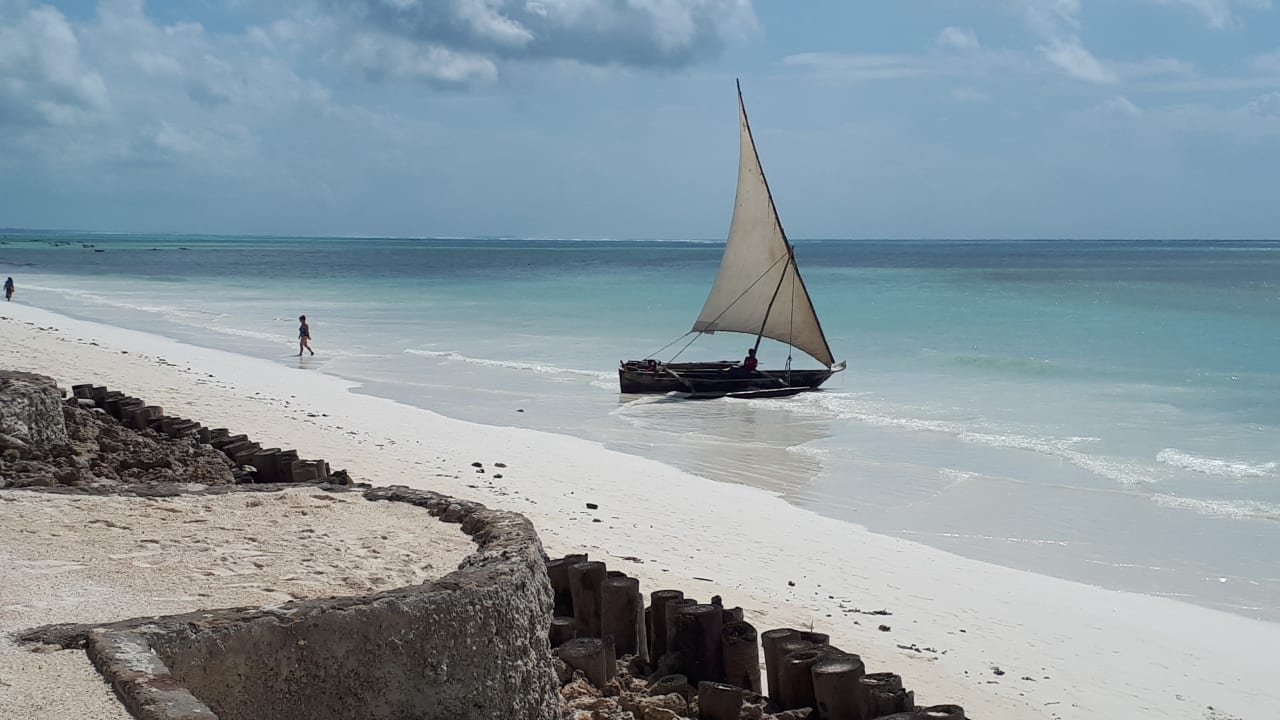 Strand Sultan Sands Island Resort & Spa