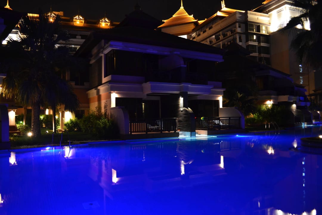 Pool Anantara The Palm Dubai Resort