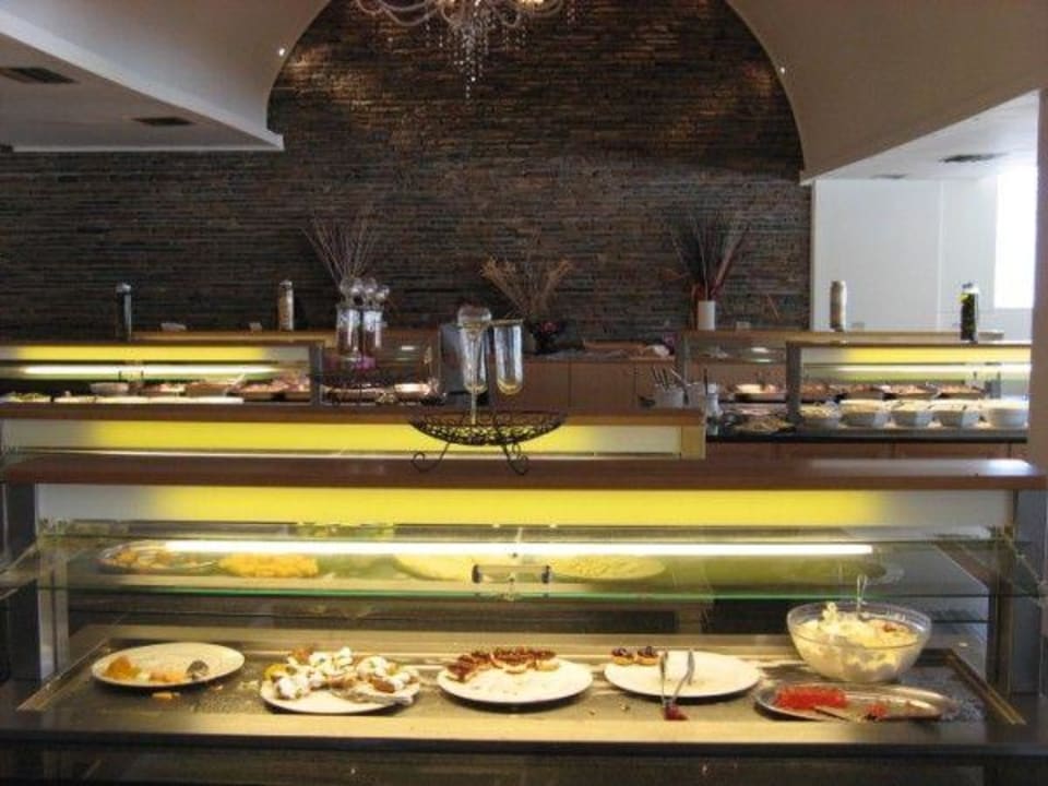 Buffet Olympian Bay Grand Resort