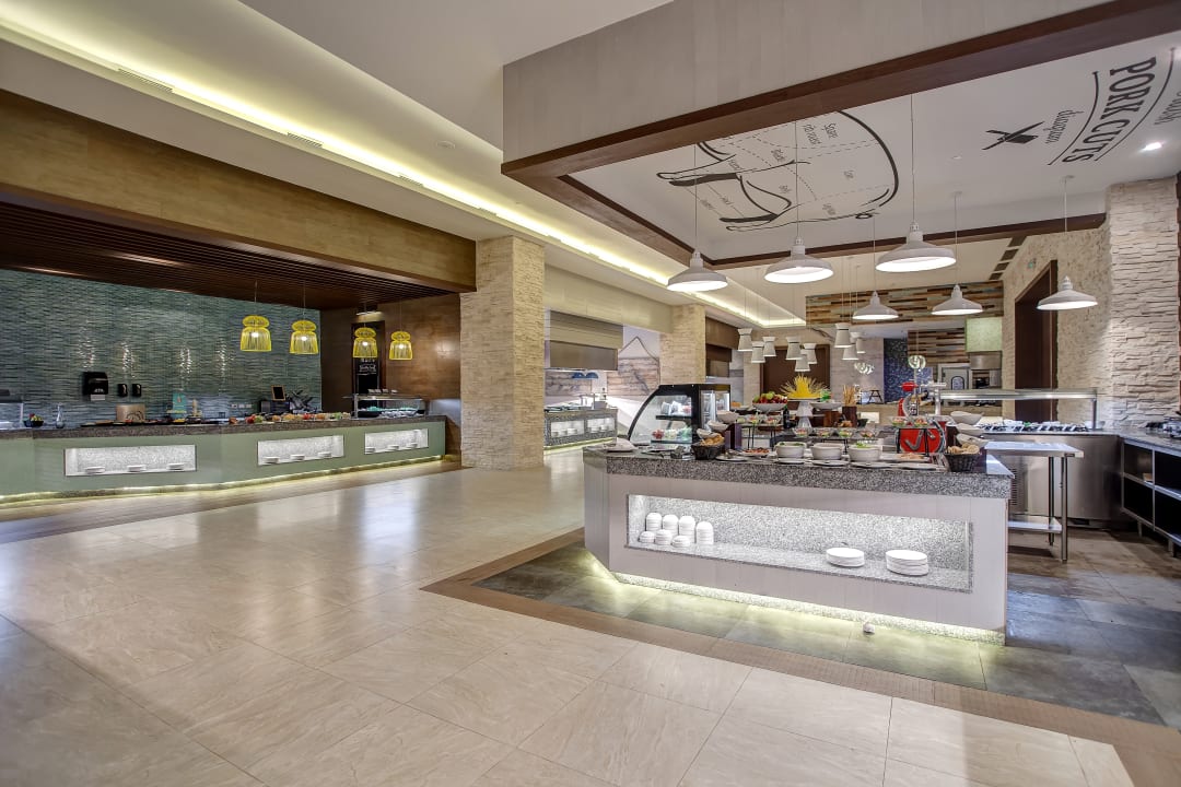 Restaurant Hideaway at Royalton Negril