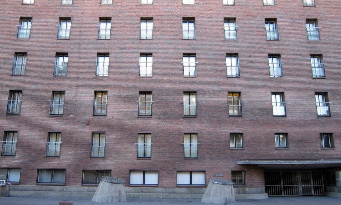 Side facade Radisson BLU Hotel Seaside