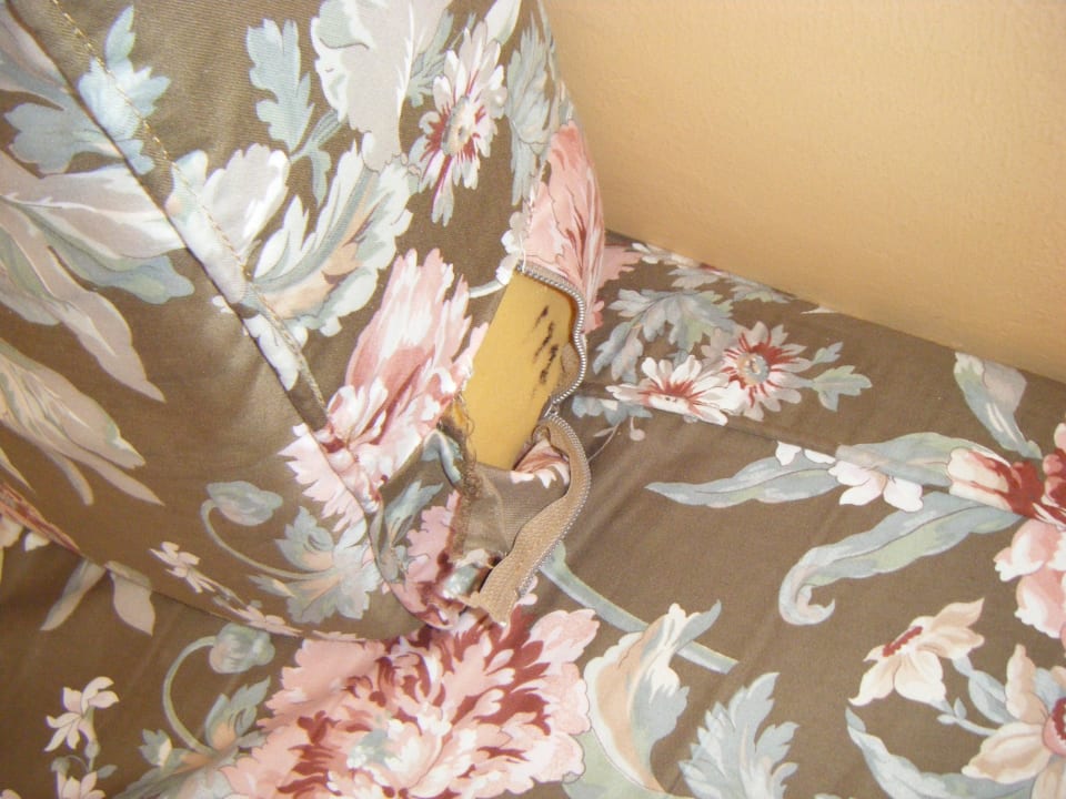 Unsere Sitzgelegenheit im 2. Bungalow San Valentin & Terraflor Park