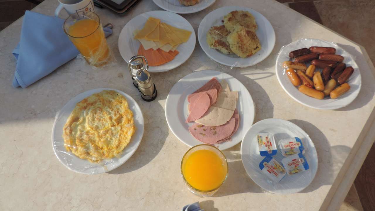 Frühstück aufs Deluxezimmer Pickalbatros Citadel Resort
