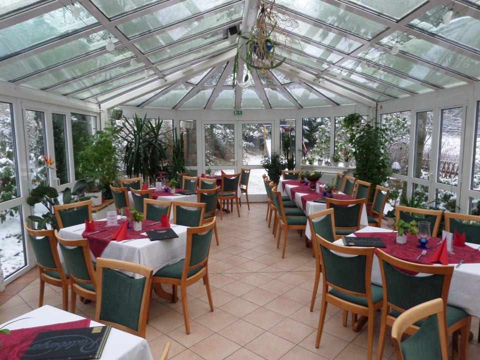 Wintergarten mit bis zu 40 Sitzplätze Hotel Riedelmühle