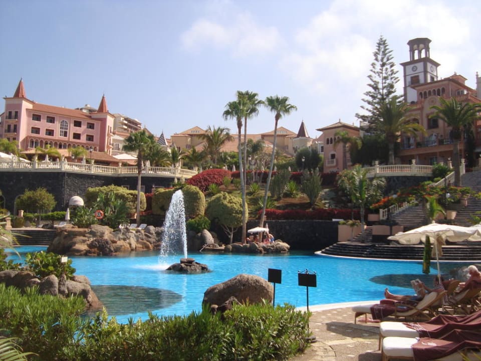 Hotelanlage mit Pool und Garten Bahía del Duque