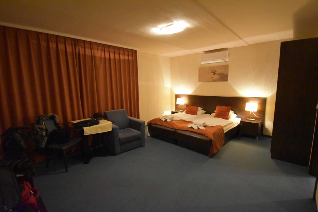 Zimmer Prestige House