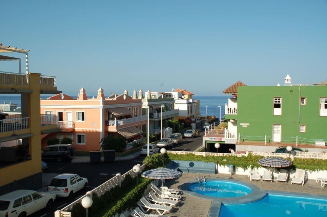 Pool und Ausblick vom Balkon Hotel Los Lajones
