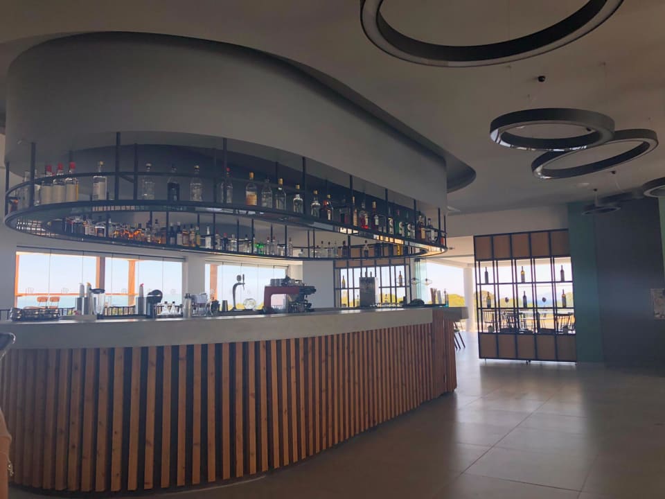 Lobby Harmony Crest Resort & Spa