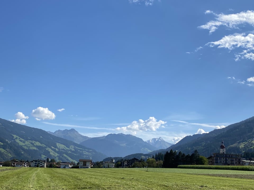 Ausblick Platzlhof - Mein Hotel im Zillertal