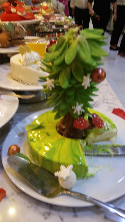 Gastro Acanthus Cennet Barut Collection