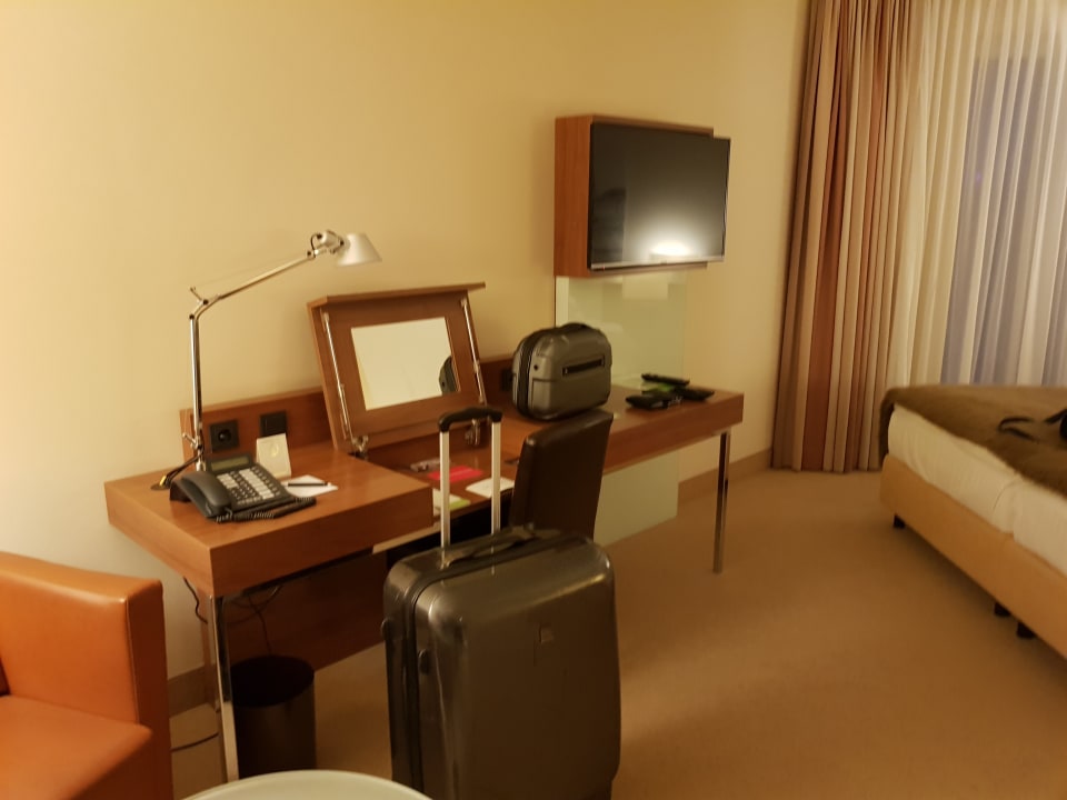 Zimmer Lindner Hotel Hamburg Am Michel, part of JdV by Hyatt