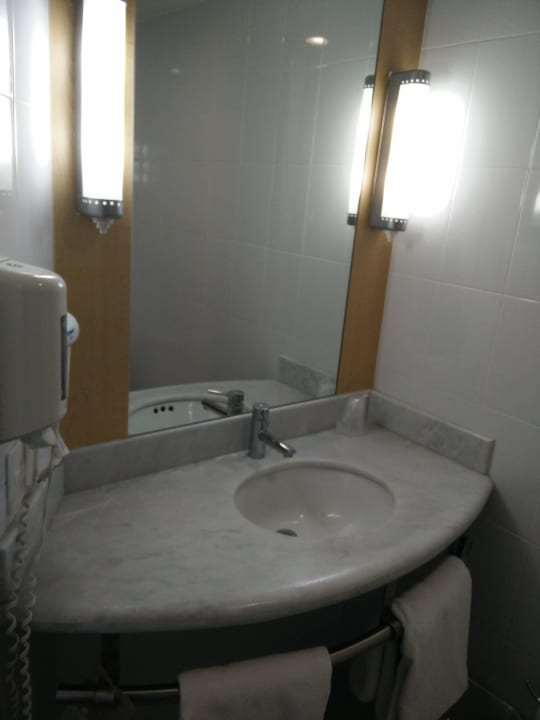 Baño Hotel ibis Chihuahua