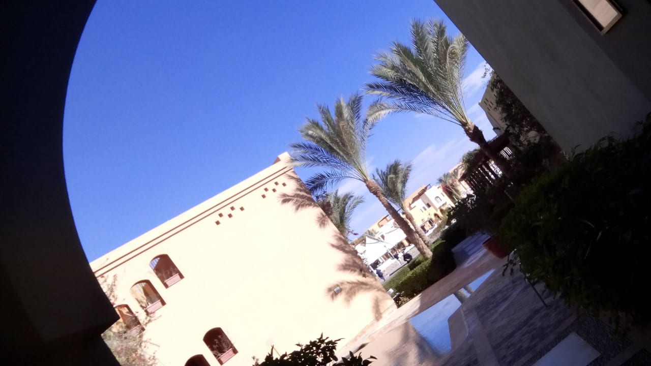 Poolbereich (einer von zwei) Ali Pasha Hotel