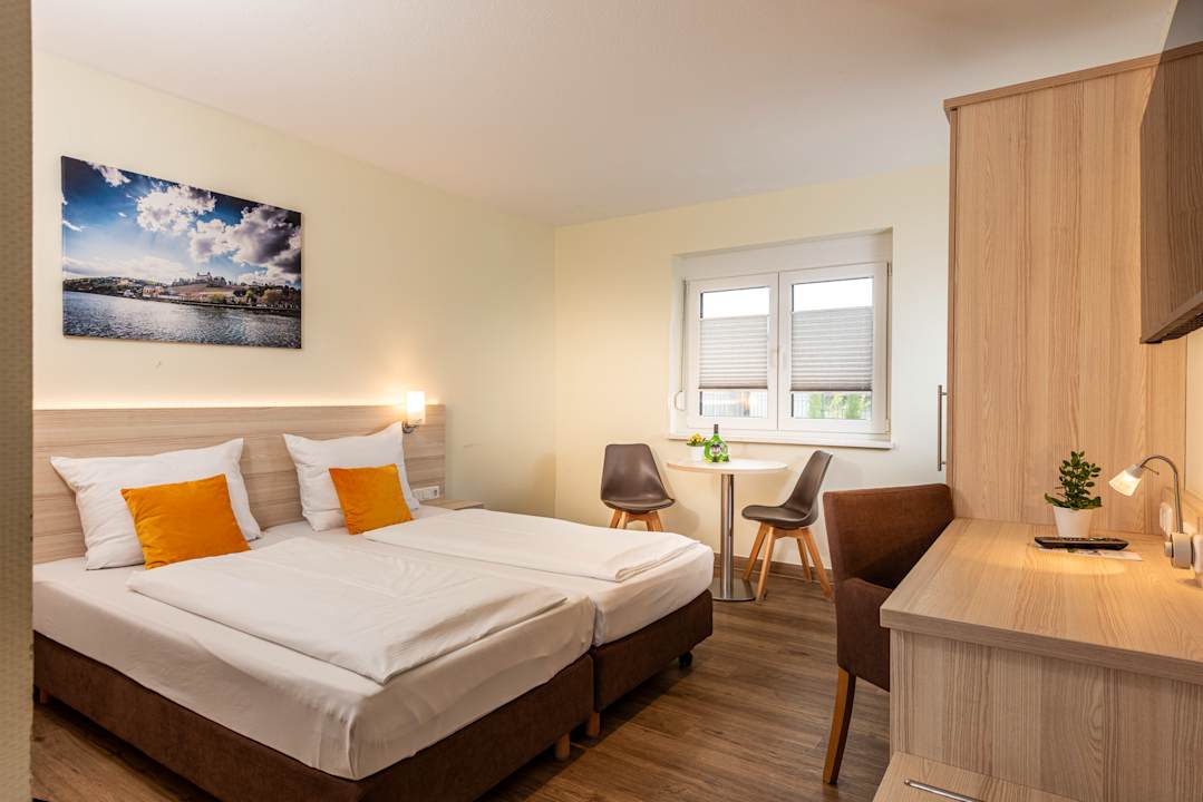 Zimmer Hotel Am Wiesenweg I 24h - check-in