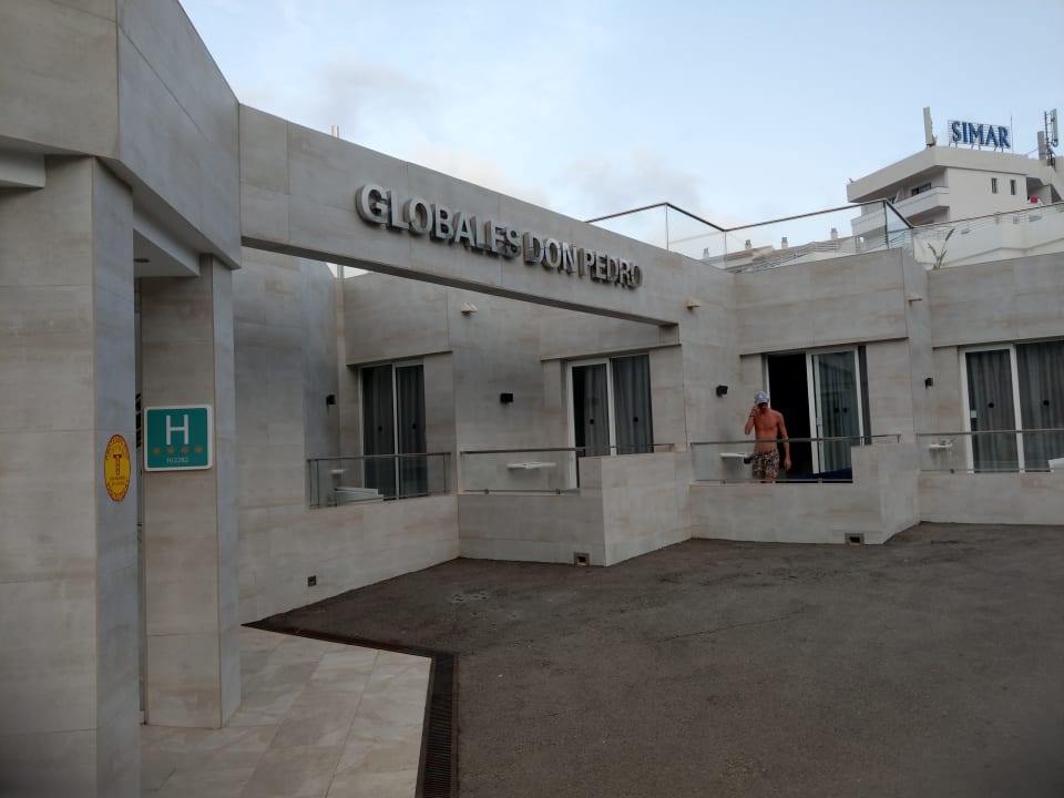 Außenansicht Globales Don Pedro