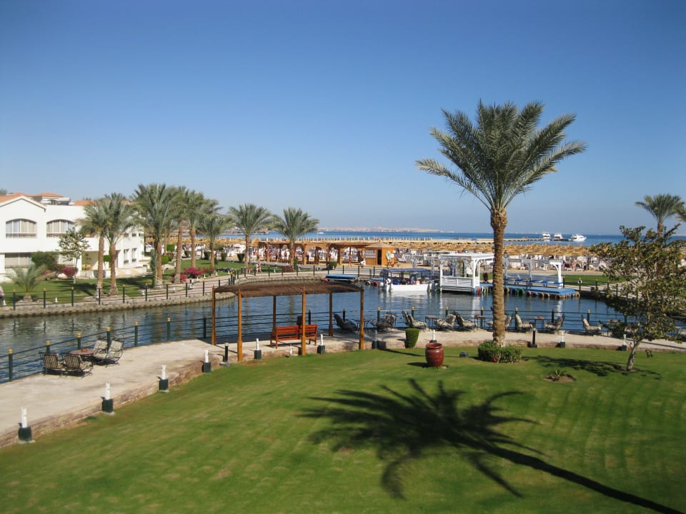 Blick zur Anlegestelle "Strand" Pickalbatros Dana Beach Resort - Hurghada