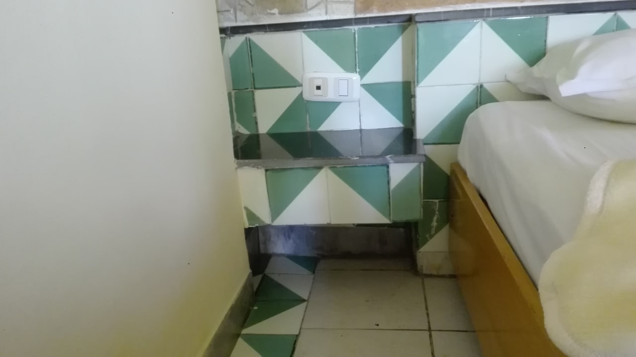 Zimmer Ruspina Beach Resort