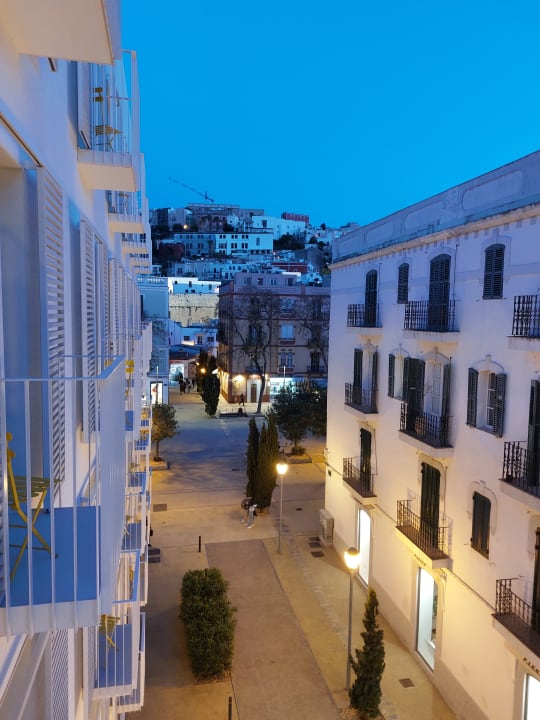 Außenansicht The Standard, Ibiza