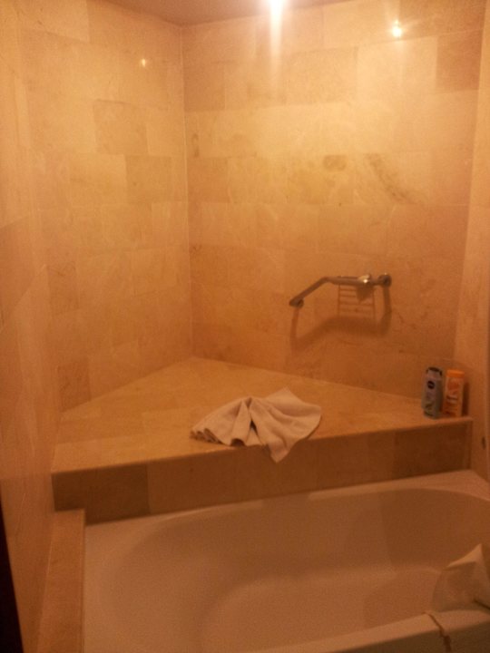 Bad Wyndham Alltra Samana