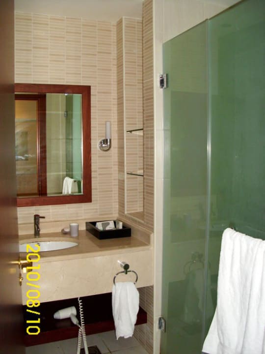 Das Bad Radisson Blu Resort Fujairah