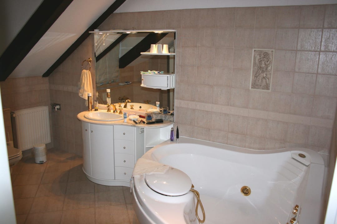 ...mit dem Wellness-Bad Gasthaus Stobbermühle