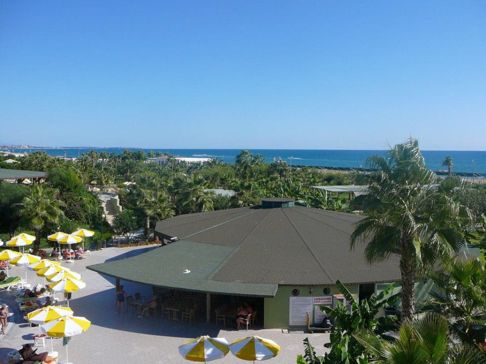 Snack Bar VONRESORT Golden Coast