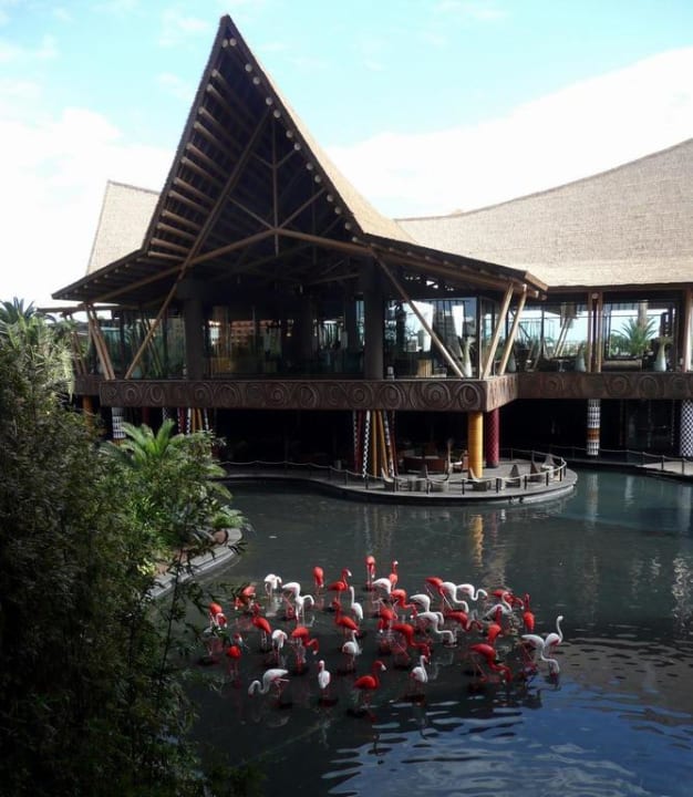 Bar building Lopesan Baobab Resort