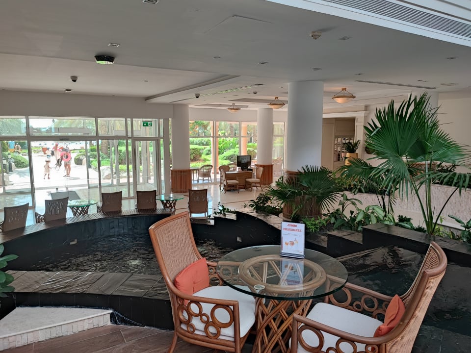 Gastro Fujairah Rotana Resort & Spa