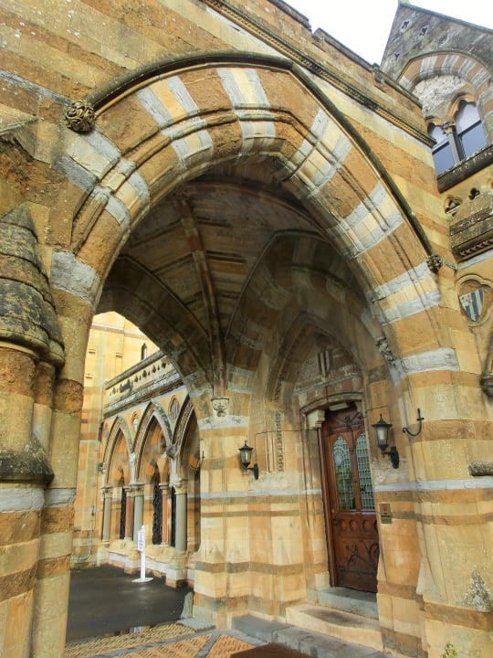 Eingang Hotel Ettington Park