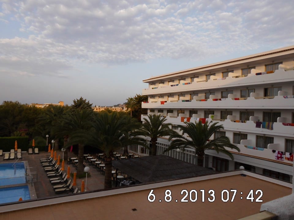 Ausblick vom Zimmer (2. Etage) Millor Sol