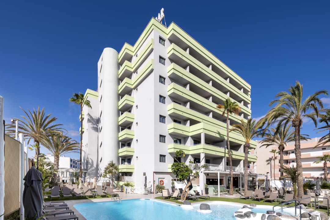 Pool Hotel LIVVO Anamar Suites