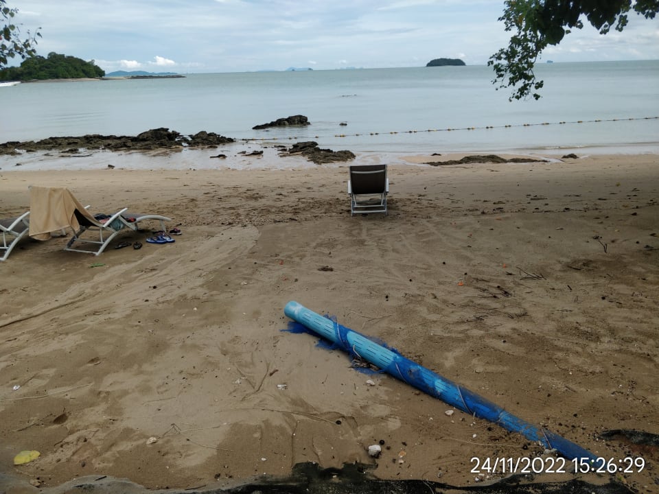 Strand Island Escape Burasari