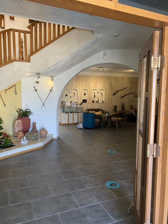 Lobby Gaia Garden Hotel