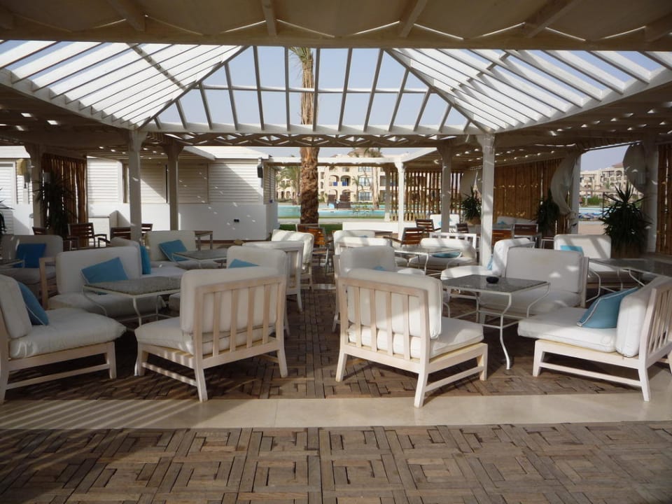 Die Beachbar JAZ Aquamarine Resort