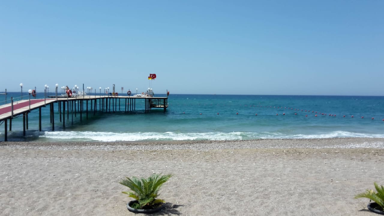 Blick aufs Meer mit Kiersstrand Sunis Elita Beach Resort & Spa