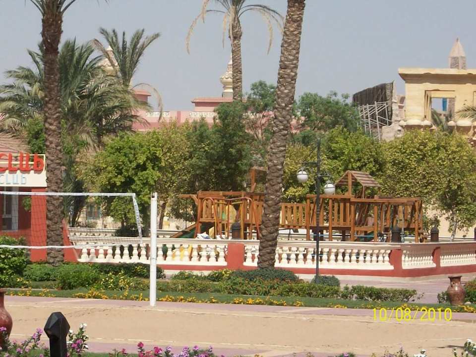 Beachvolleyballplatz Pickalbatros Alf Leila Wa Leila Resort - Neverland Hurghada