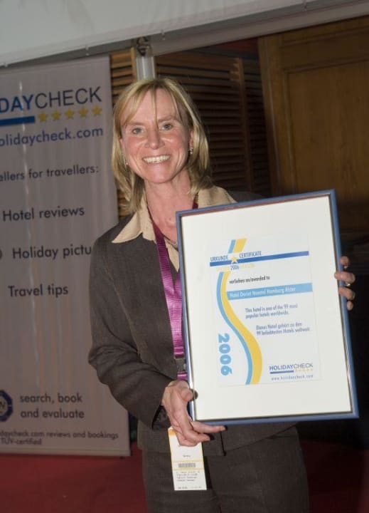 HolidayCheck Award Novotel Hamburg City Alster