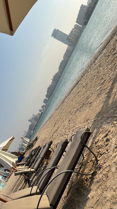 Strand Rixos The Palm Hotel & Suites