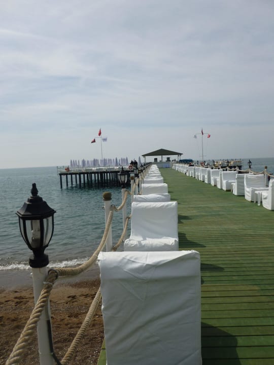 15 avril le ponton se meuble Hotel Delphin Imperial