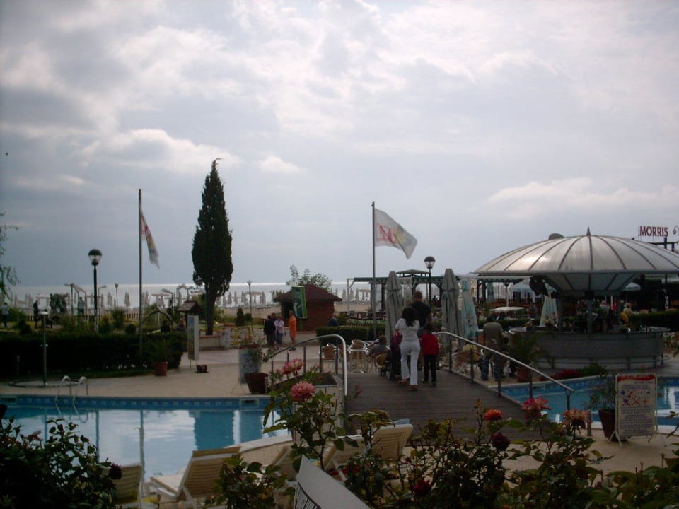 Poolbar Sentido Neptun Beach