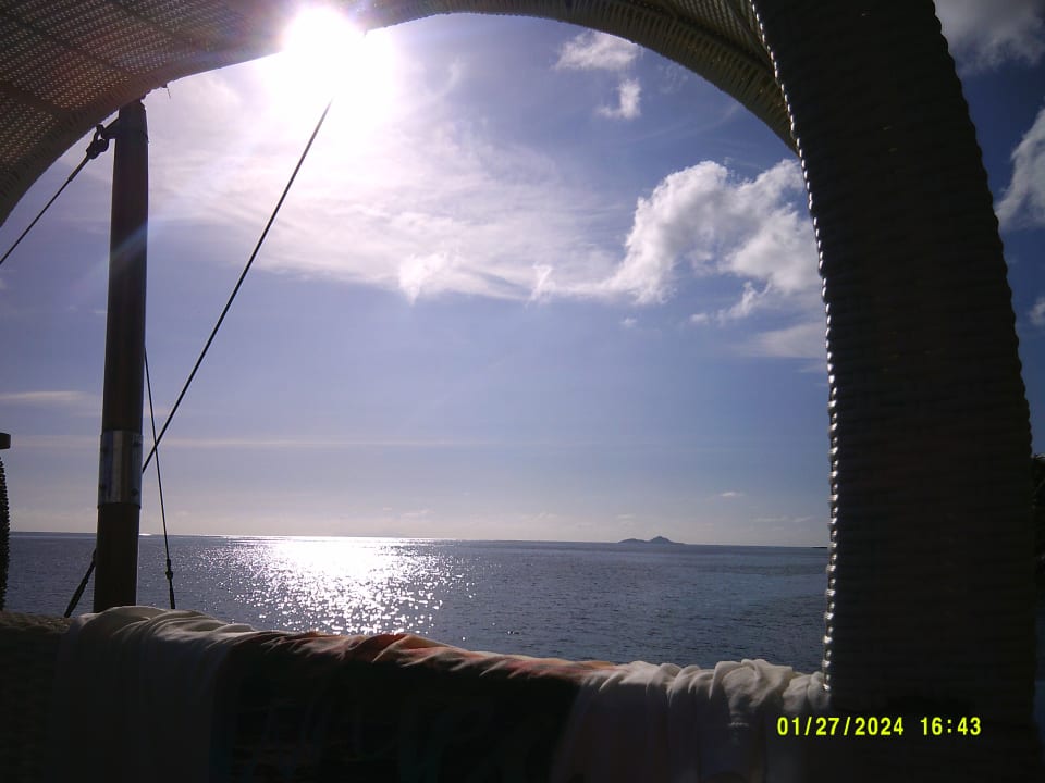 Ausblick The Coco de Mer Hotel & Black Parrot Suites