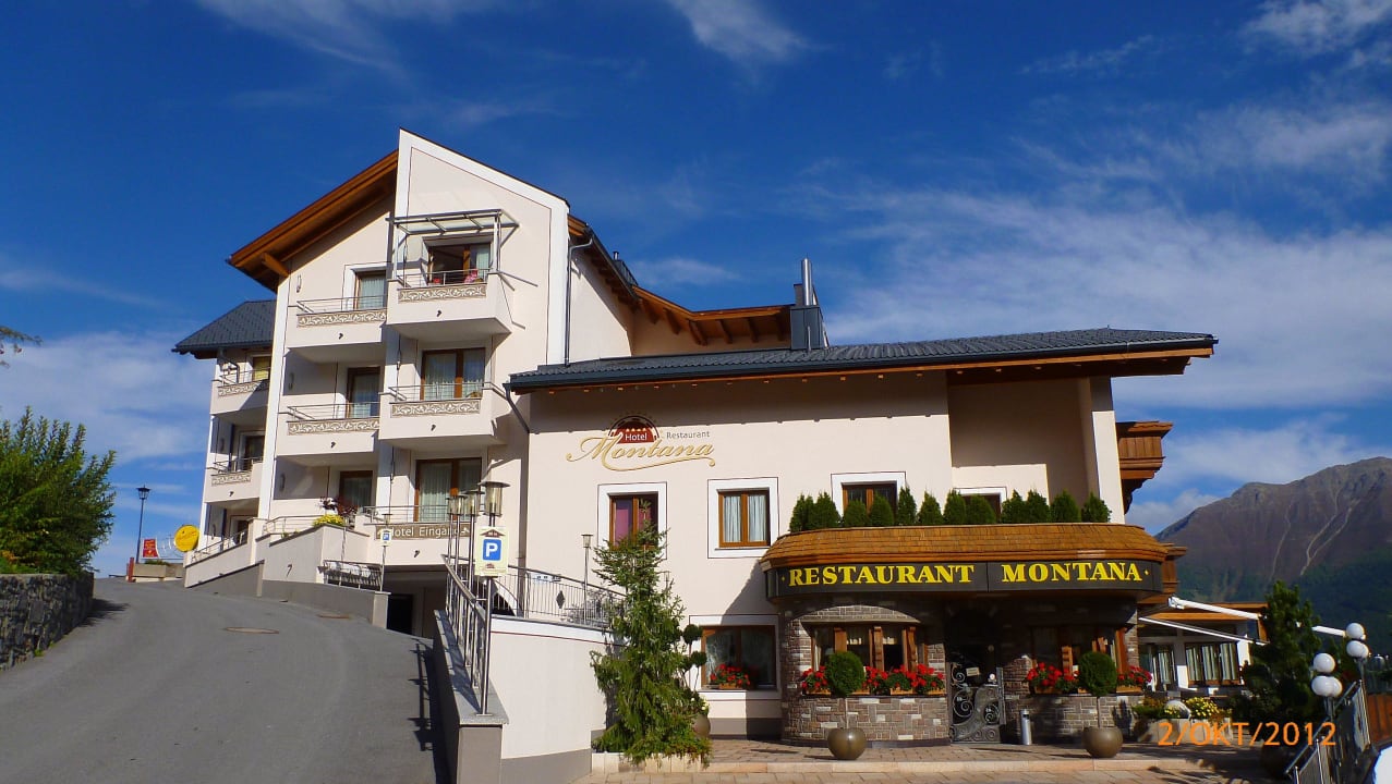 Hoteleingang Hotel Montana