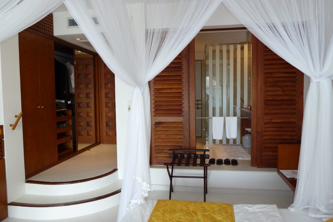 Superior Zimmer mit neuem Bad Hotel Lanka Princess Ayurveda