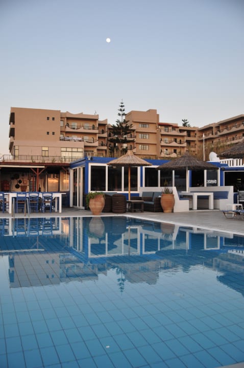 Pool Apartments Zorbas Island