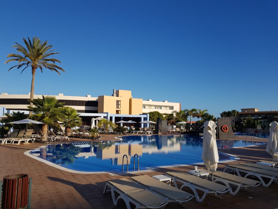 Pool Iberostar Waves Gaviotas Park
